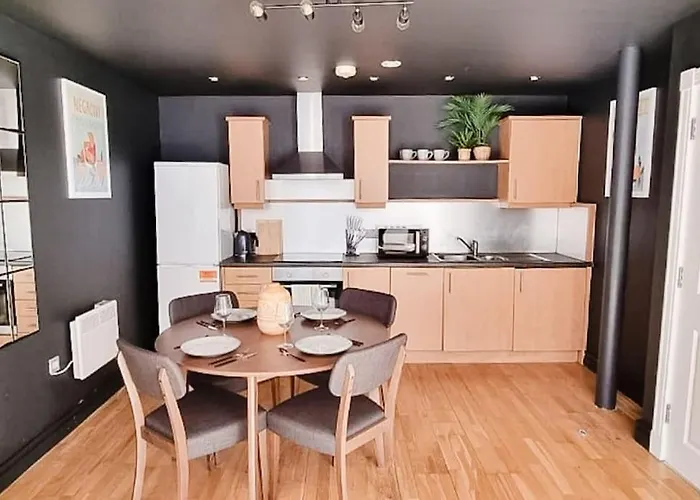 Beautiful Northern Quarter 2 Bedroom Apt